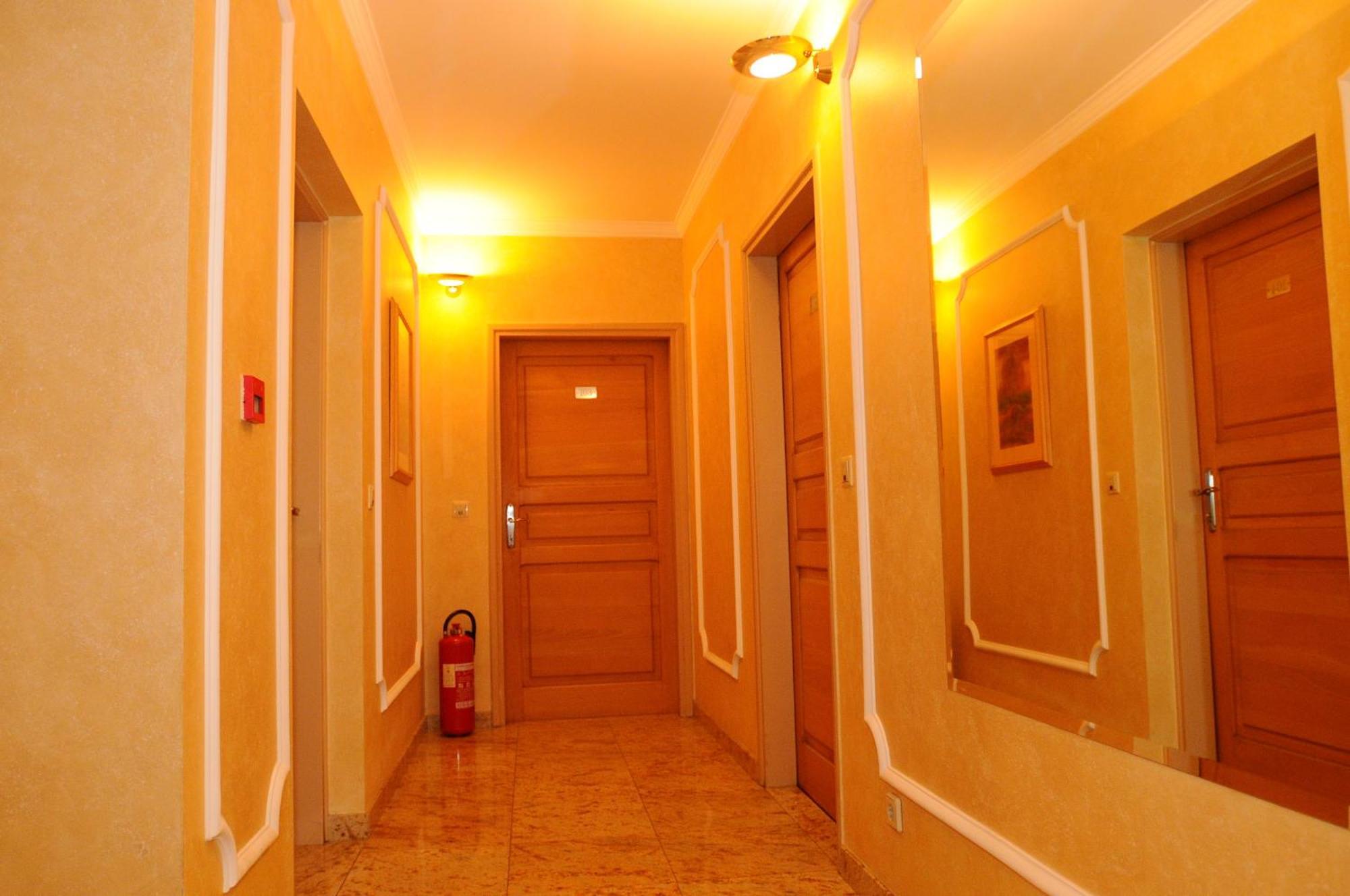 Hotel Vienna Zagreb Luaran gambar